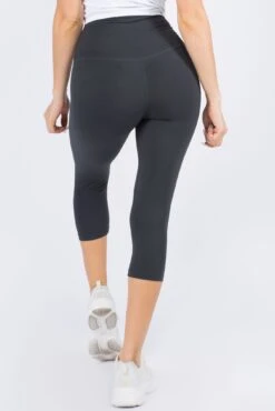 High-Rise Essential Capri Leggings -Selected Women's Clothing Store 518SD CHA 3 31685a69 2977 4eff 9b01 e044cfd53823