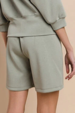 Sporty Chic Scuba Shorts -Selected Women's Clothing Store 807JG017 SAG 3 l