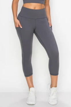 SUPER SOFT Active Capri Legging With Pockets -Selected Women's Clothing Store ACT817120 CHA2