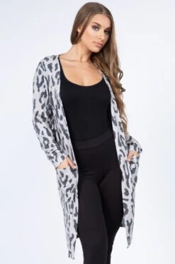 &New Wild For It Leopard Print Cardigan -Selected Women's Clothing Store CRD013 BEI