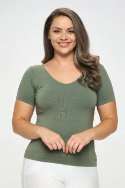 Plus Size Women’s Essential Reversible Seamless Short Sleeve Top -Selected Women's Clothing Store SML639P SOL