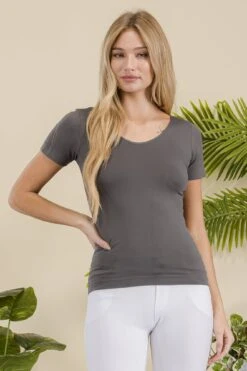 Women’s Essential Reversible Seamless Short Sleeve Top -Selected Women's Clothing Store SML639 CHA