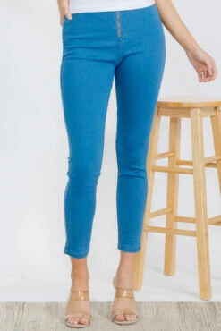 Everyday Chic High Rise Center Zip Jeggings