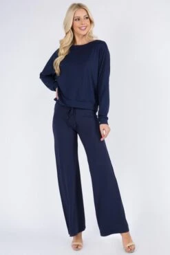 Comfy 2 Piece Loungewear Set -Selected Women's Clothing Store TP2063 SR006 NAV l 14ab896a e55b 4e52 a7d4 83e0aa81179c