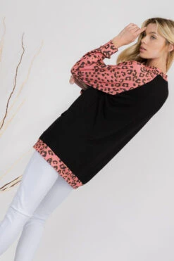 Blushing Leopard Print Long Sleeve Crewneck Top -Selected Women's Clothing Store TP2265 FUS4