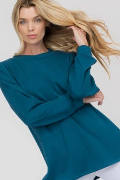 &New Solid Crewneck Long Sleeve Top