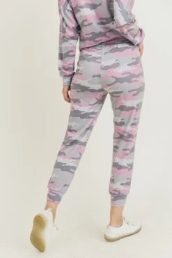 Relaxed Camo Print Set -Selected Women's Clothing Store TP2300 827JG004 PNK 1