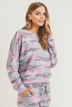 Relaxed Camo Print Pullover Top -Selected Women's Clothing Store TP2300 PNK 2 l