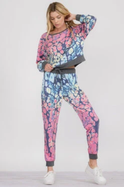 Cotton Candy Printed Ombre Crewneck Top -Selected Women's Clothing Store TP2301 827JG0094 3 438cda85 5209 4fa1 9cc9 e1bf7d744305