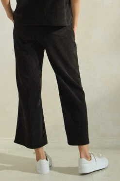 Plus Size Relaxed Fit Corduroy Capri Pants -Selected Women's Clothing Store TP2694 BLK 817CD001 BLK 21