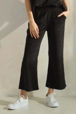 Relaxed Fit Corduroy Capri Pants