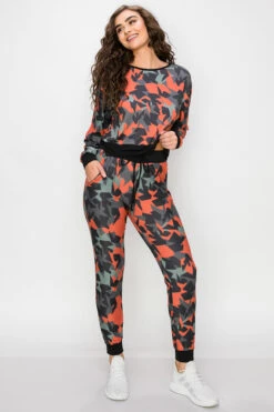 Complex Geo Print Long Sleeve Jogger Set -Selected Women's Clothing Store TPPT018 827JG0083 a76a432c 6916 42c1 b30b 13cca570570a