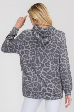 Relaxed Snow Leopard Pocket Hoodie -Selected Women's Clothing Store TPPT0224