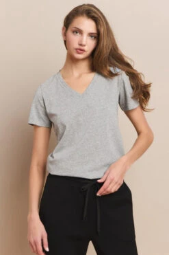 Essential V-Neck Cotton T-Shirt -Selected Women's Clothing Store TSH005 HGR l