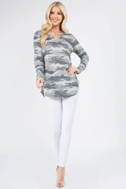 Front Notch Camo Print Tunic Top -Selected Women's Clothing Store TU063 OLV 4 l